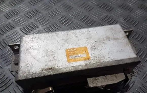 Audi 100 S4 C4 ABS control unit/module 0265100037 443907379C