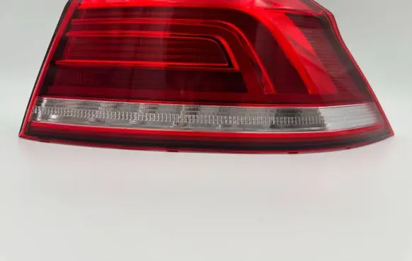 Volkswagen PASSAT B8 Rear/tail lights 2SD01188102 3G5945096F 00245423