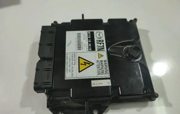 Mazda 3 I Engine control unit/module RF7N18881M