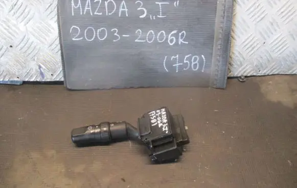 Mazda 3 I Wiper control stalk 17D682