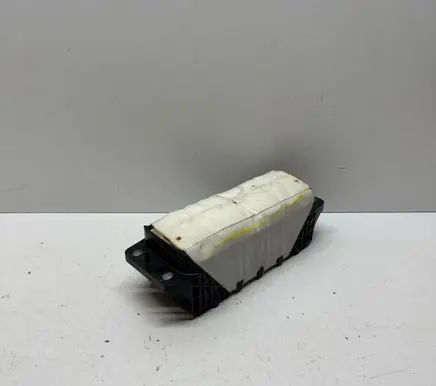 Passenger airbag