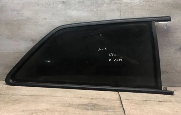 Audi A3 S3 8P Rear side window DOT682M3232AS2 E000199 43R001583