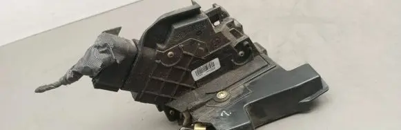 Ford Focus C-MAX Front door lock 3M5AR21813EN