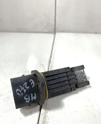 Mercedes-Benz E W211 Mass air flow meter 72268407
