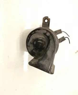 Chrysler Town & Country V Horn signal 703881157