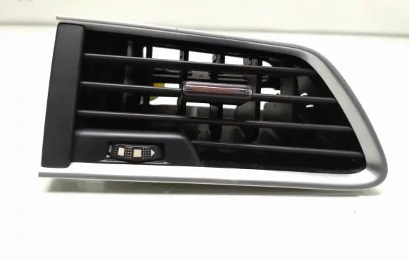 Peugeot 508 RXH Dashboard side air vent grill/cover trim 9686457377