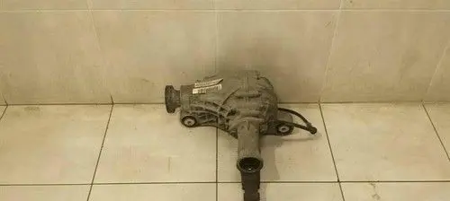 Mercedes-Benz GL X166 Front differential A1663300200