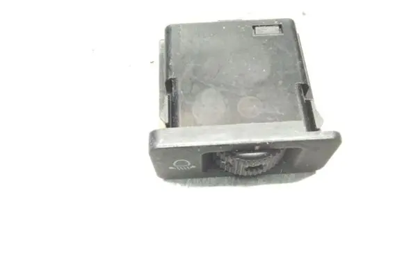 BMW 5 E39 Headlight level height control switch 61318360460 21323000