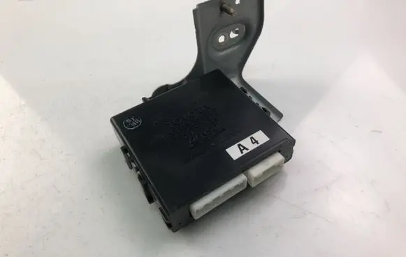 Lexus RX 300 Other control units/modules 8994048010