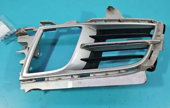 Mazda 6 Front fog light trim/grill GS7T-50C21 IMPRK1519991