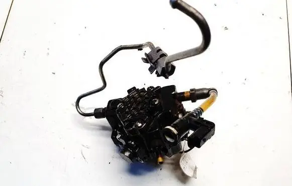 Peugeot 4007 Fuel injection high pressure pump 9660352980 0445010139