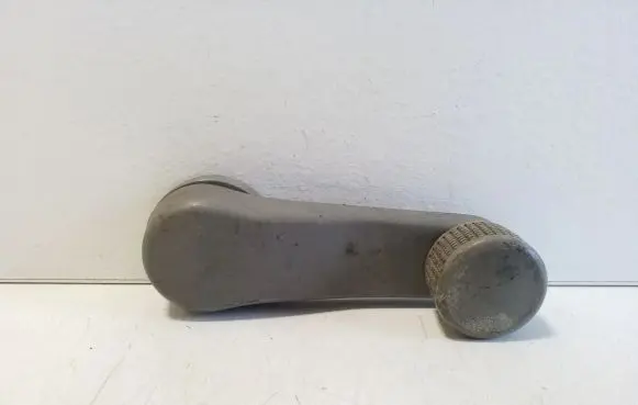 Volkswagen Transporter - Caravelle T4 Front door window winding handle 1H0837581D