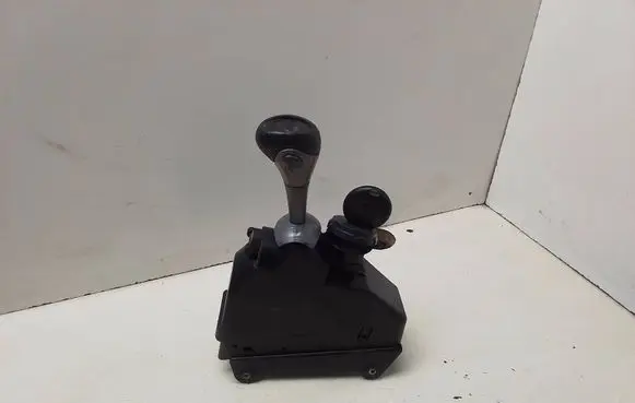 Smart ForTwo I Gear shifter/selector 0007543V003