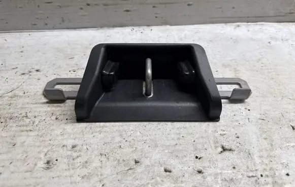 Volvo XC60 Rear door lock loop/hook striker 31462585