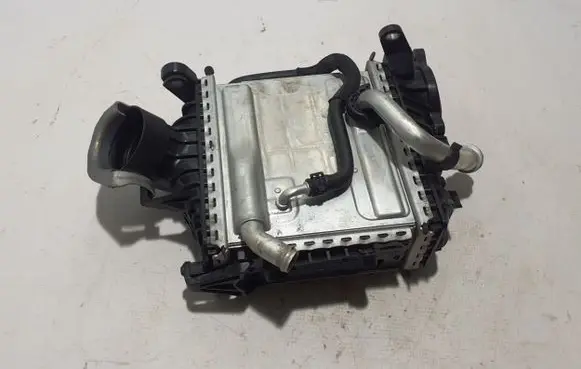 Mercedes-Benz C W206 Intercooler radiator A6540108902