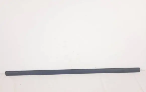 Volkswagen PASSAT B5.5 Front door trim (molding) 3B0853515