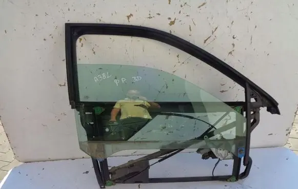 Audi A3 S3 8L Front door electric window regulator 