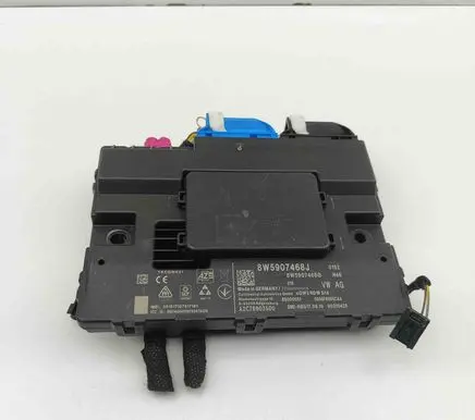Audi A5 Gateway control module 8W5907468G 8W5907468J