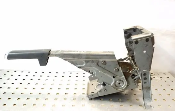 Fiat Croma Handbrake/parking brake lever assembly E028437191A