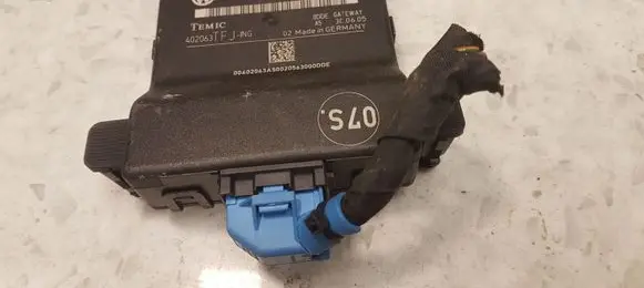 Volkswagen PASSAT B6 Gateway control module 3C0907530C 3C0907951A