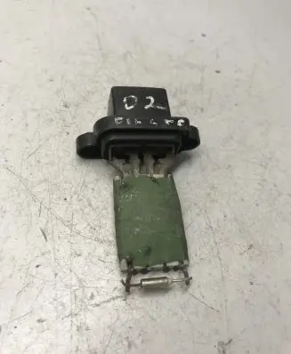 Ford Fusion Heater blower motor/fan resistor 12950