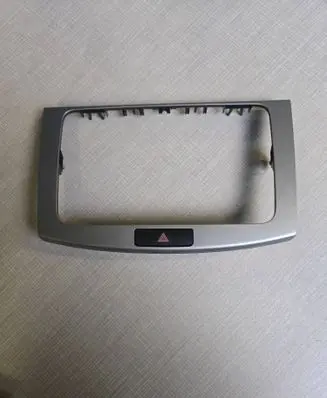Volkswagen PASSAT B7 Radio/GPS head unit trim 3AA858069F