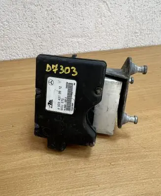 Mercedes-Benz C W202 ABS Pump A0034310312 D7303