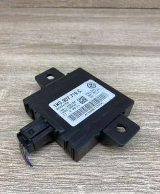 Volkswagen PASSAT B7 Alarm control unit/module 1K0907719C 28024256