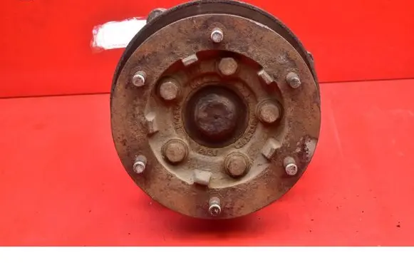 Mercedes-Benz Sprinter W901 W902 W903 W904 Front wheel hub spindle knuckle 9043320102