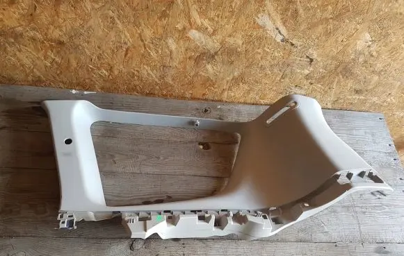 Renault Scenic III - Grand scenic III (D)pillar trim (top) 