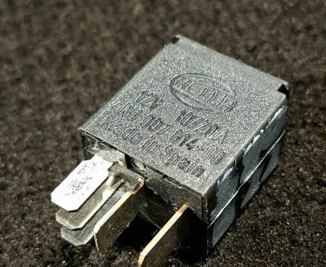 Volvo S80 Other relay 8081060810 10204 2R000781400