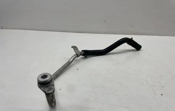 BMW 2 F45 Engine coolant pipe/hose 8606015