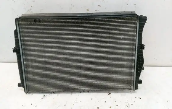 Volkswagen Tiguan Allspace Coolant radiator 5QM959455T