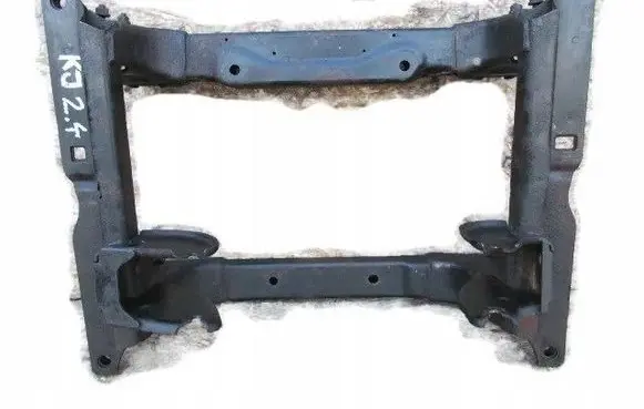 Jeep Cherokee III KJ Front axle beam 