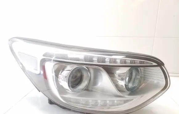 KIA Soul Headlight/headlamp 92102E4