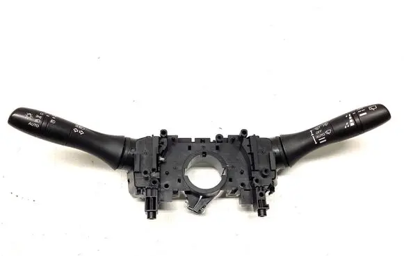 Nissan Qashqai Wiper turn signal indicator stalk/switch 13Z24SN1
