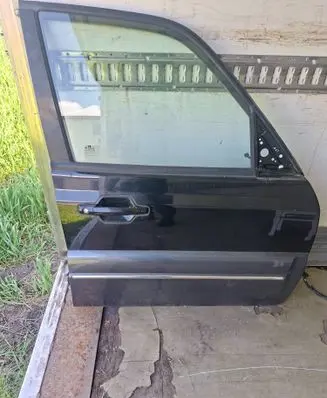 Hyundai Terracan Front door 