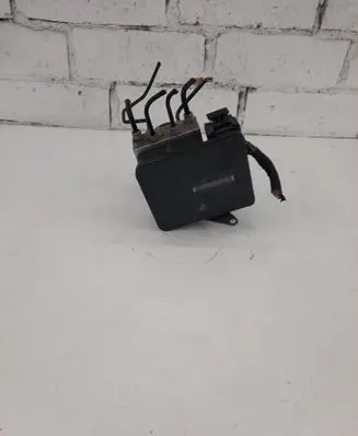 BMW 1 E81 E87 ABS Pump 6787837 6787836