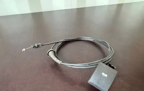 Dodge Durango Engine bonnet/hood lock release cable 68032581AD