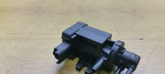 Suzuki SX4 Turbo solenoid valve 9652570180