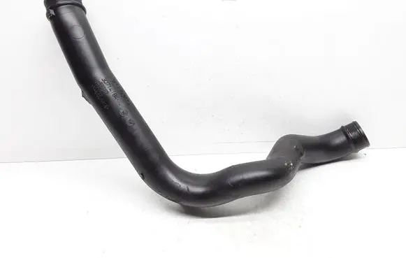 Volvo XC90 Intercooler hose/pipe 30714184