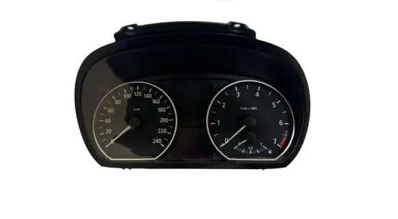 BMW 1 E81 E87 Speedometer (instrument cluster) 698352701 102493244 170005705