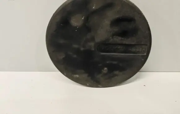 Volkswagen Golf I Original wheel cap 321601151D