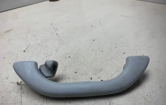 Volkswagen PASSAT B5.5 Rear interior roof grab handle 3B0857607B