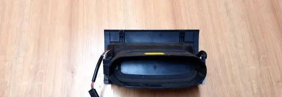 BMW 5 E39 Rear air vent grill 8376150