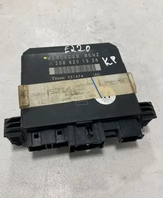 Mercedes-Benz E W210 Door control unit/module 2088201326 8820137 351474