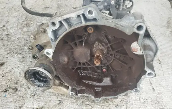Volkswagen Fox Manual 5 speed gearbox jpv