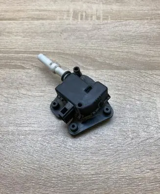 Audi A4 S4 B6 8E 8H Tailgate/trunk/boot lock/catch/latch 8E9827833