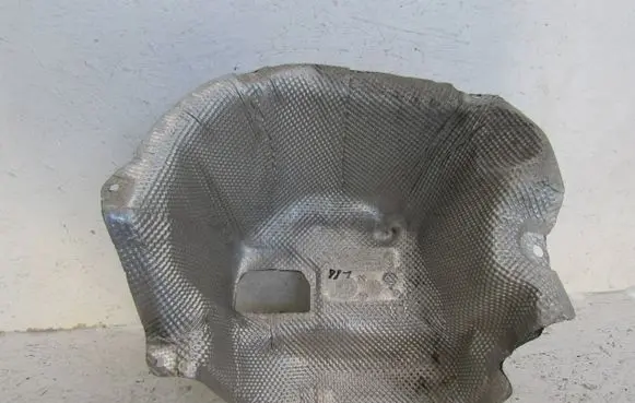 BMW 5 G60 G61 Exhaust heat shield 9881741
