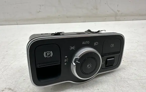 Mercedes-Benz CLA C118 X118 Light switch A2479052902
